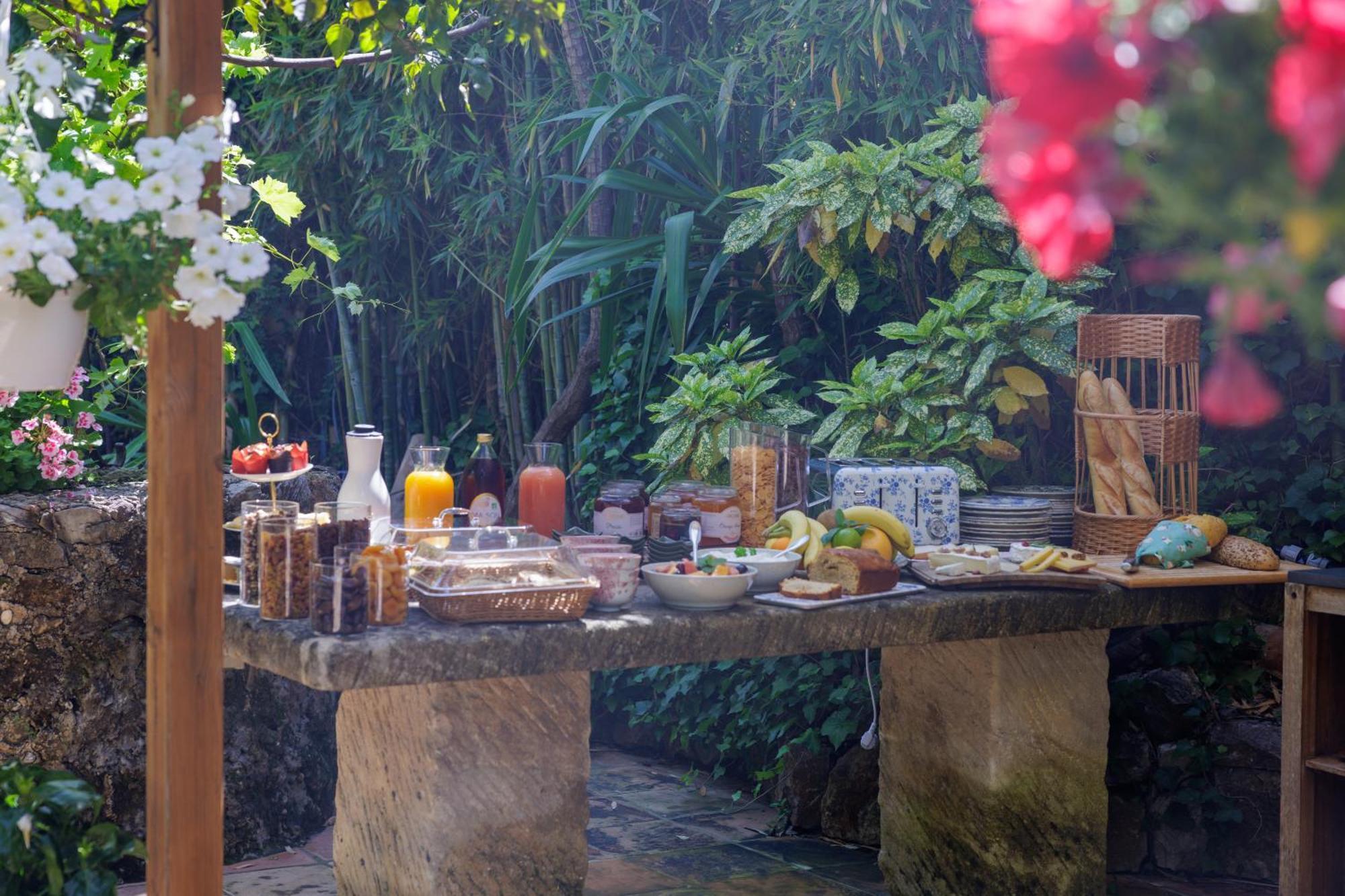 Hotel La Villa Sainte Valerie Adults Only Juan-les-Pins Dış mekan fotoğraf